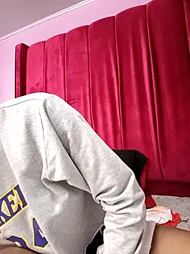 Shanelle   online show from December 21, 2025, 12:29 pm