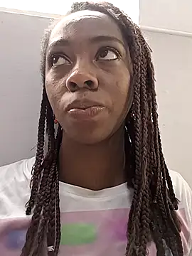 Snapshot of Shanelle__ chatting on August 6, 2026, 2:45 pm Shanelle online show from August 6, 2026, 2:45 pm
