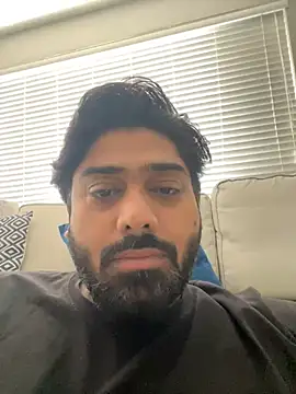 Snapshot of vinayz0 chatting on July 23, 2026, 5:31 pm vinayz0 online show from July 23, 2026, 5:31 pm