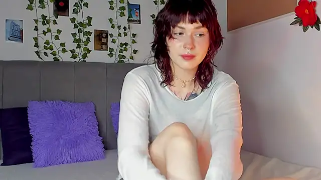 Snapshot of miss_Lizzy chatting on November 15, 2025, 1:20 am miss Lizzy online show from November 15, 2025, 1:20 am