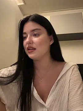 Angela Fosterr online show from October 8, 2025, 4:29 pm