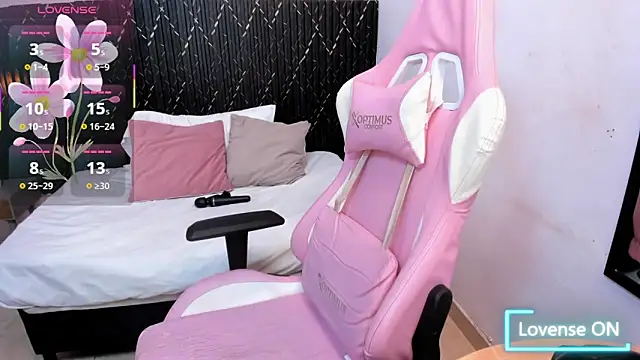 tammy lynn69 online show from October 19, 2025, 11:24 am