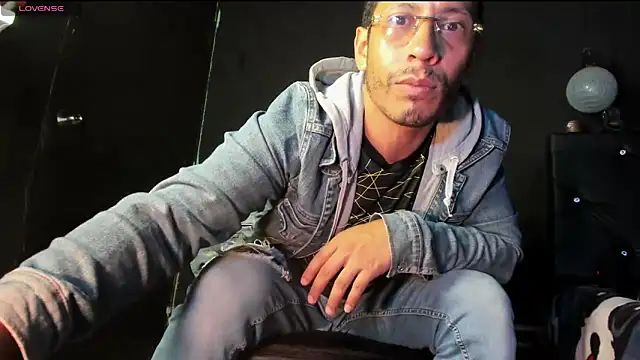 FuckHardlove online show from April 28, 2026, 2:38 am