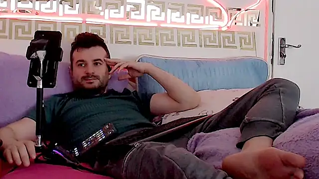 Snapshot of erotico69xxx chatting on October 27, 2025, 1:01 pm erotico69xxx online show from October 27, 2025, 1:01 pm