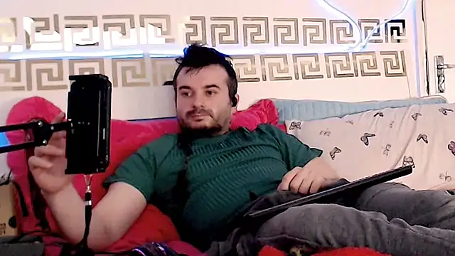 Snapshot of erotico69xxx chatting on November 13, 2025, 1:04 pm erotico69xxx online show from November 13, 2025, 1:04 pm