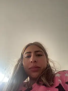 Ameellie online show from July 2, 2026, 2:23 pm