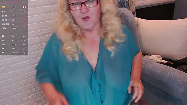 Snapshot of Marina_Yourangel chatting on July 18, 2026, 1:14 am Marina Yourangel online show from July 18, 2026, 1:14 am