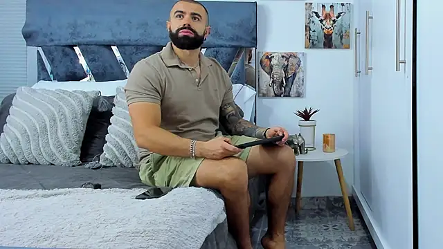 Snapshot of Zack_Froone chatting on June 1, 2026, 2:50 pm Zack Froone online show from June 1, 2026, 2:50 pm
