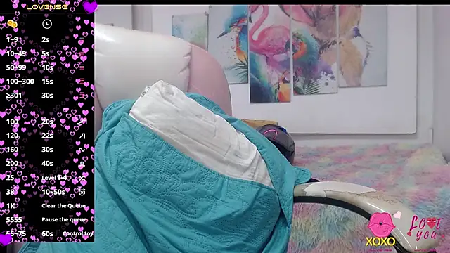 alegriamartinez online show from October 15, 2025, 7:22 pm