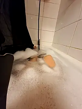 Snapshot of La_patronne_eva chatting on November 19, 2025, 10:21 pm La patronne eva online show from November 19, 2025, 10:21 pm