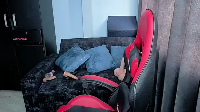 Snapshot of charlotee_lovee69 chatting on November 5, 2025, 7:06 pm charlotee lovee69 online show from November 5, 2025, 7:06 pm