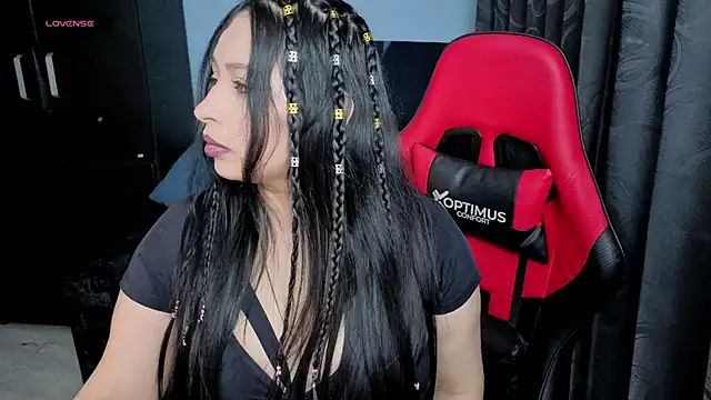 Snapshot of charlotee_lovee69 chatting on November 13, 2025, 1:53 am charlotee lovee69 online show from November 13, 2025, 1:53 am