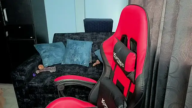 Snapshot of charlotee_lovee69 chatting on November 27, 2025, 8:31 pm charlotee lovee69 online show from November 27, 2025, 8:31 pm