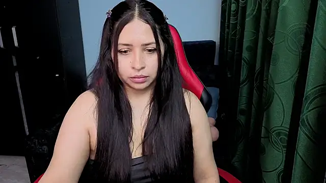 Snapshot of charlotee_lovee69 chatting on May 9, 2026, 11:19 pm charlotee lovee69 online show from May 9, 2026, 11:19 pm