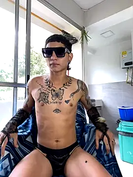 Snapshot of Hardcockboysxxx chatting on November 13, 2025, 5:17 pm Hardcockboysxxx online show from November 13, 2025, 5:17 pm