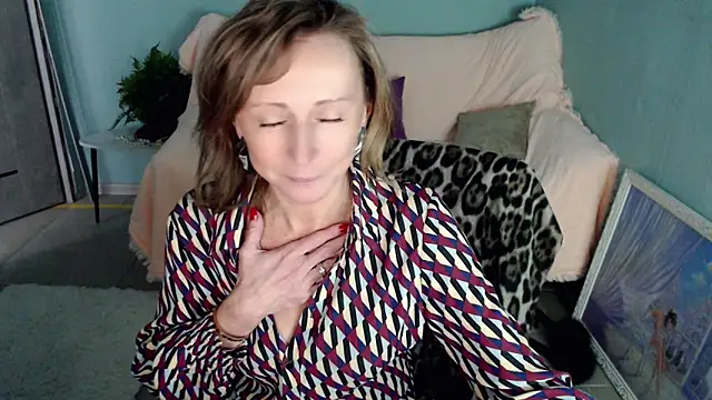 HornyMilf 777 online show from March 5, 2025, 5:50 am