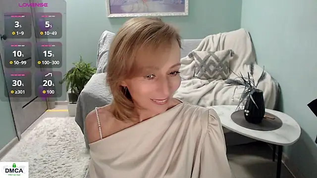 HornyMilf 777 online show from April 28, 2026, 7:02 am