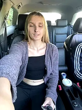 Snapshot of AnnyBelle_ chatting on September 10, 2025, 3:22 pm AnnyBelle online show from September 10, 2025, 3:22 pm