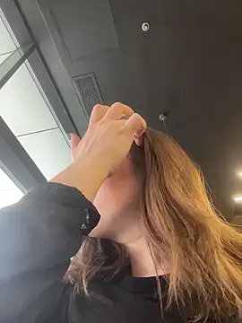 Snapshot of MommmyYummy chatting on March 12, 2026, 9:46 am MommmyYummy online show from March 12, 2026, 9:46 am