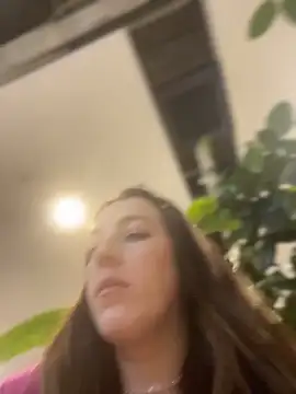 Snapshot of MommmyYummy chatting on March 14, 2026, 2:34 pm MommmyYummy online show from March 14, 2026, 2:34 pm