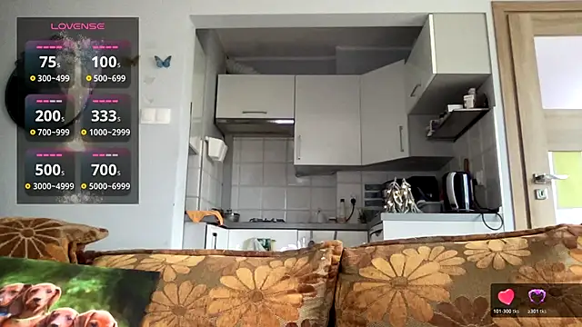 Teylor Love online show from December 4, 2025, 1:10 pm