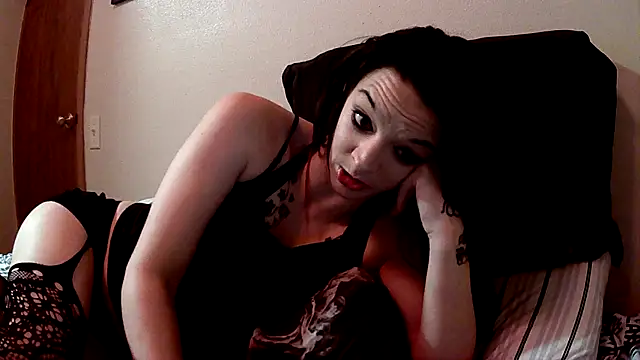 Snapshot of dangereyez0010 chatting on February 21, 2025, 4:51 am dangereyez0010 online show from February 21, 2025, 4:51 am