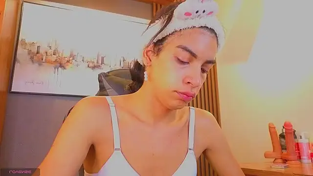 Snapshot of Alahia_Rodriguez chatting on July 12, 2026, 12:28 pm Alahia Rodriguez online show from July 12, 2026, 12:28 pm