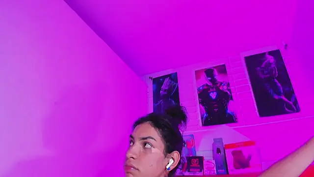 Alahia Rodriguez online show from March 20, 2025, 12:43 pm