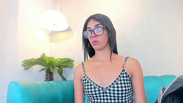 Alahia Rodriguez online show from February 26, 2026, 7:47 pm