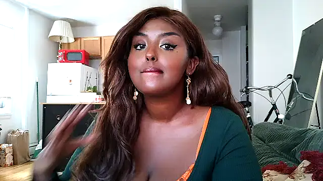 Snapshot of SiminFox chatting on October 27, 2025, 5:14 pm SiminFox online show from October 27, 2025, 5:14 pm