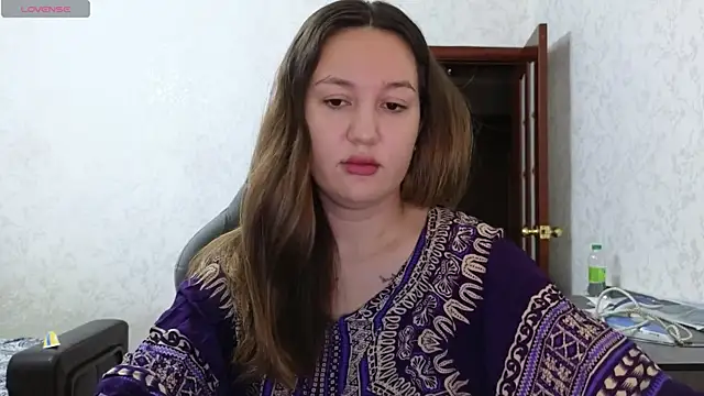 Snapshot of Nelly_Fischer chatting on July 23, 2026, 5:53 pm Nelly Fischer online show from July 23, 2026, 5:53 pm