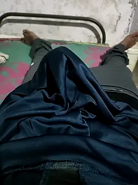 Snapshot of samlord261 chatting on February 15, 2025, 3:17 pm samlord261 online show from February 15, 2025, 3:17 pm