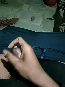 Snapshot of samlord261 chatting on February 15, 2026, 10:14 am samlord261 online show from February 15, 2026, 10:14 am