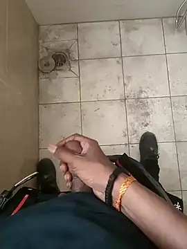 Snapshot of samlord261 chatting on February 8, 2025, 7:04 am samlord261 online show from February 8, 2025, 7:04 am