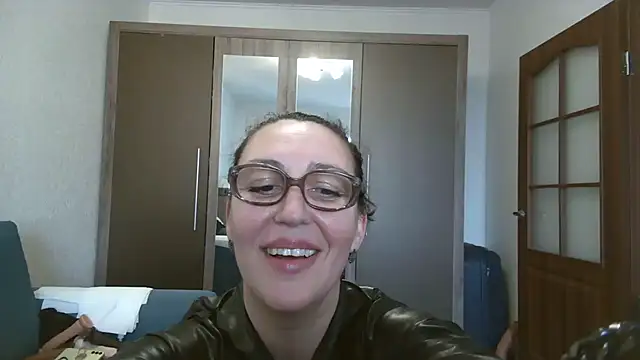 Ulyana72882 online show from February 6, 2025, 12:43 am