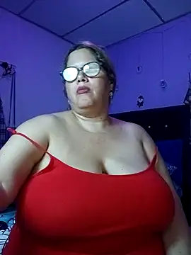 EllisW8 online show from November 9, 2025, 11:31 pm