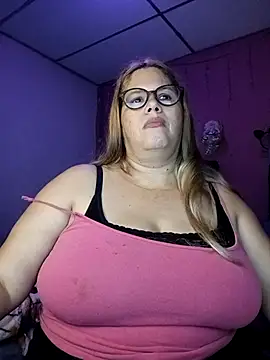 EllisW8 online show from September 18, 2025, 11:35 am