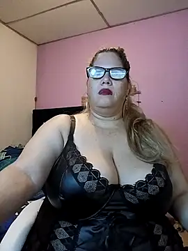 EllisW8 online show from February 3, 2026, 11:04 am