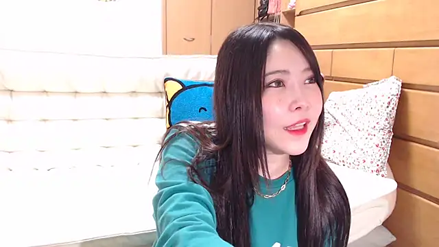 Snapshot of NATINATU252525 chatting on January 21, 2025, 2:05 pm NATINATU252525 online show from January 21, 2025, 2:05 pm