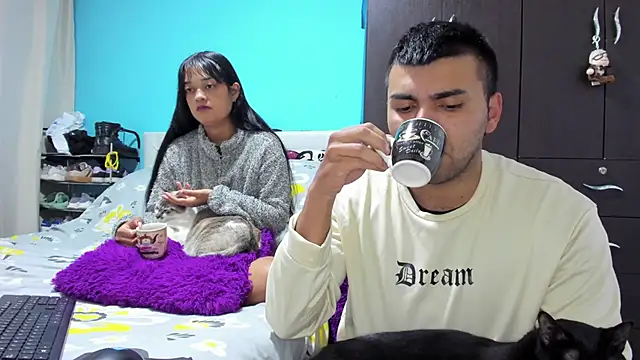 Snapshot of 2ScarletandRyan8 chatting on February 17, 2026, 10:01 am 2ScarletandRyan8 online show from February 17, 2026, 10:01 am