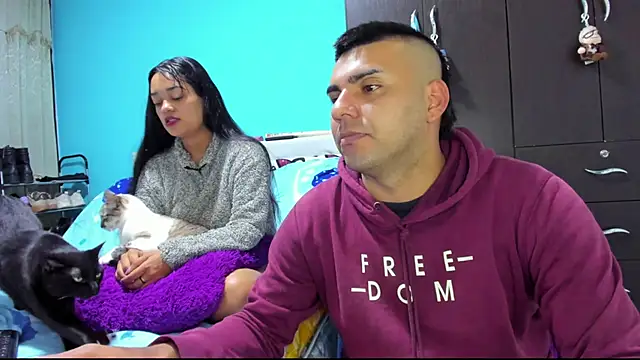 2ScarletandRyan8 online show from December 23, 2025, 10:03 am