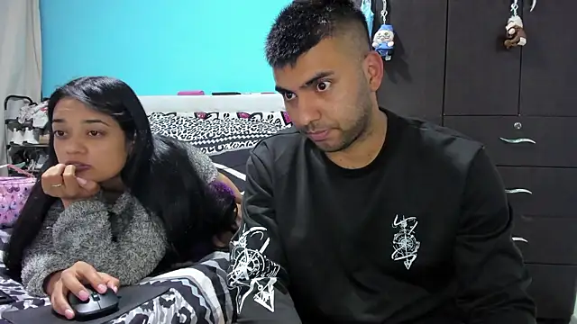 Snapshot of 2ScarletandRyan8 chatting on March 12, 2026, 9:57 am 2ScarletandRyan8 online show from March 12, 2026, 9:57 am