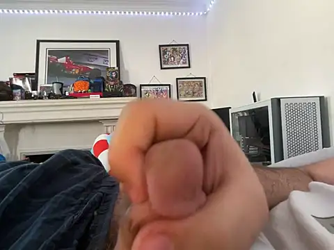 HardlyaBrigade online show from February 8, 2026, 2:48 pm