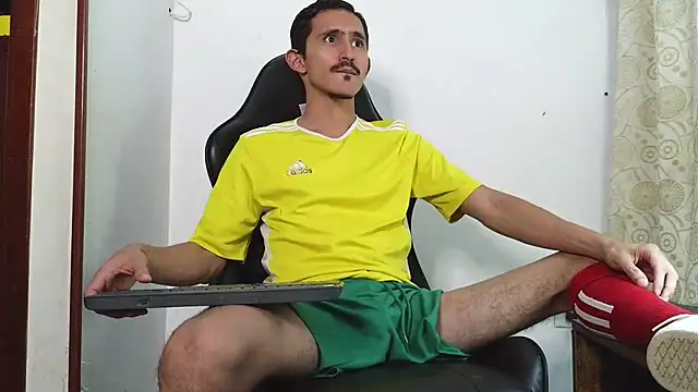 HomeAloneK online show from February 3, 2026, 7:30 pm