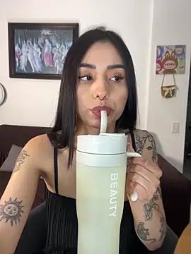 Snapshot of ananya_sex1 chatting on April 24, 2026, 8:27 am ananya sex1 online show from April 24, 2026, 8:27 am