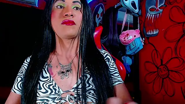 Snapshot of HugeDanex chatting on March 18, 2026, 8:28 am HugeDanex online show from March 18, 2026, 8:28 am