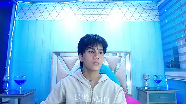 alex 477 online show from October 24, 2025, 11:42 am