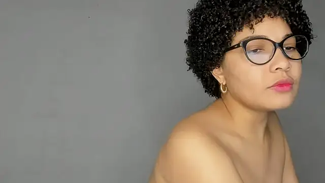 Snapshot of Jade_Dorthini chatting on November 25, 2025, 9:48 pm Jade Dorthini online show from November 25, 2025, 9:48 pm