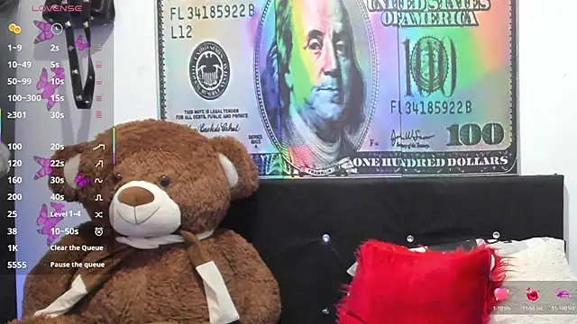 ZahiraEvans  online show from February 5, 2026, 6:48 pm