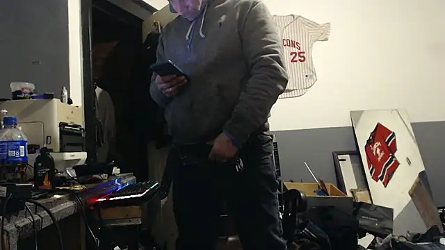 Snapshot of sledge901 chatting on February 20, 2025, 11:10 pm sledge901 online show from February 20, 2025, 11:10 pm